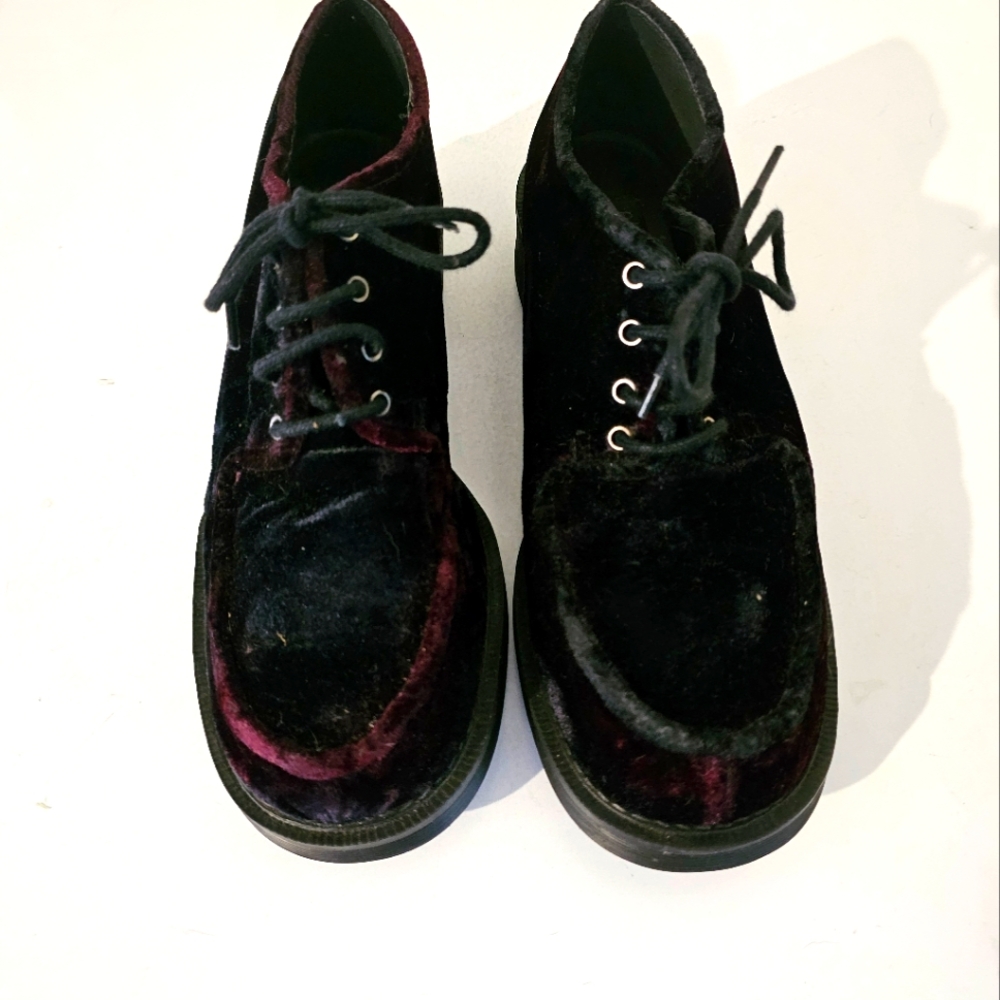 Black and Burgundy Velvet Lace-Up Shoes By Element